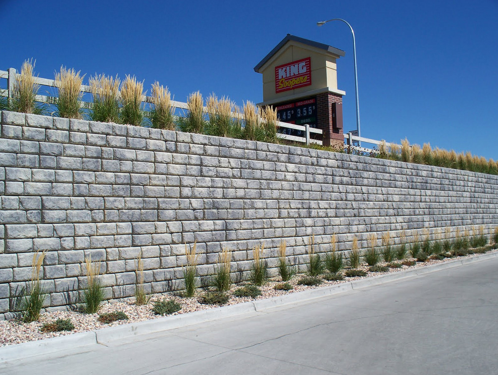 this is a picture of concrete wall in Elk Grove, CA